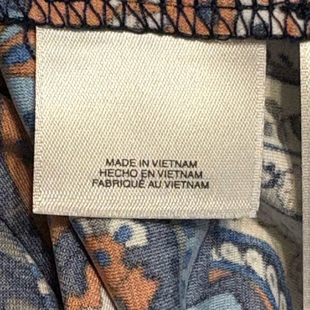 Kasper Paisley Sleeveless Blouse Size Medium. Stretch, colorful, office, summer - Picture 6 of 12